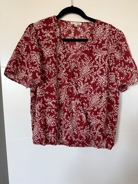 nine britton Red Floral V-Neck Button Front Blouse